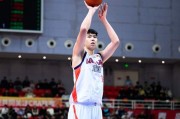 10投狂砍21分11板4帽！这才是CBA顶级大中锋，广州靠他冲击季后赛